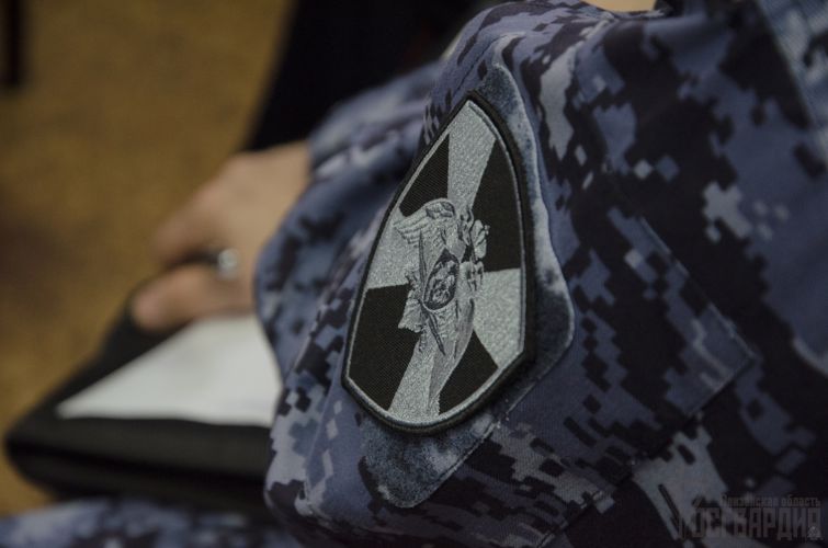 Сотрудники вневедомственной охраны задержали мужчину, подозреваемого в совершении грабежа 