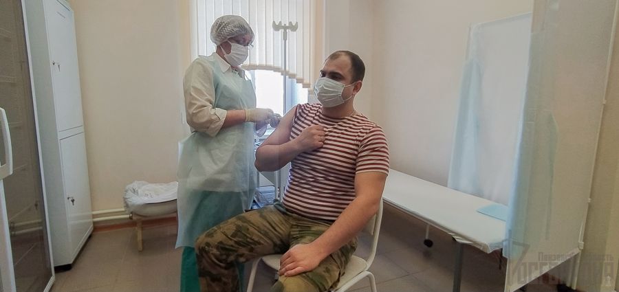 В Пензе сотрудники Росгвардии сделали прививки от Covid-19