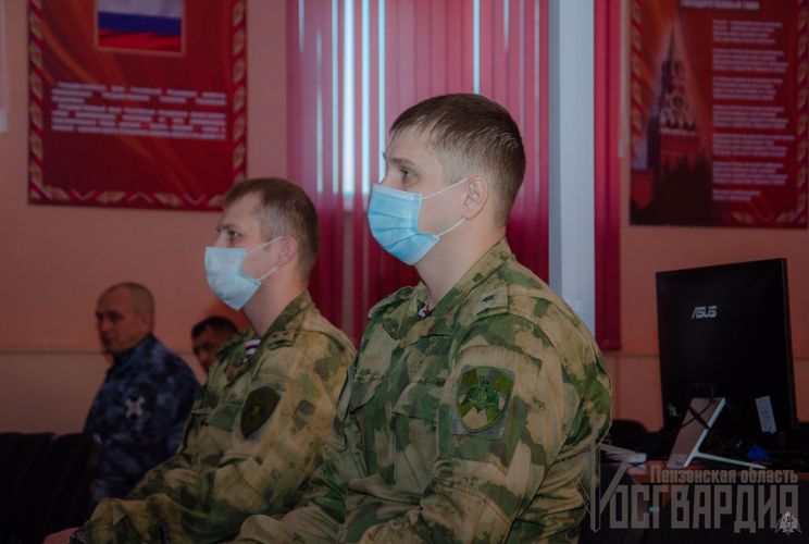 В управлении Росгвардии по Пензенской области прошли занятия с руководителями учебных групп по военно-политической (политической) работе