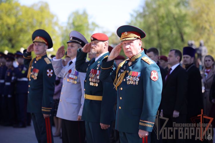 Офицеры Росгвардии удостоены звания Героя РФ
