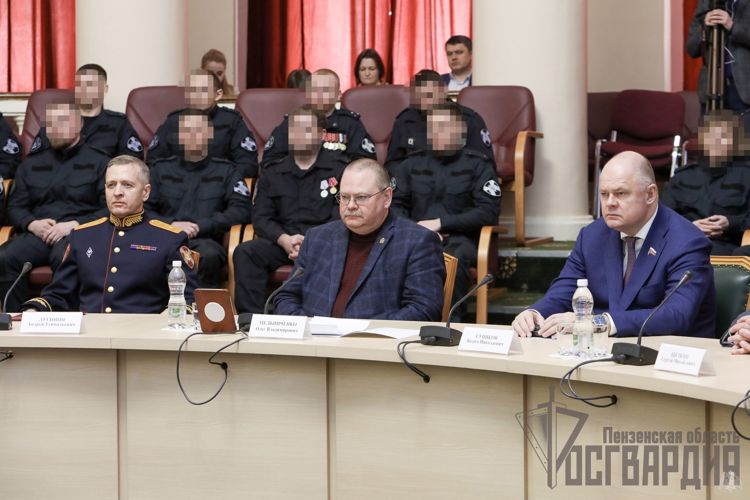 Губернатор Пензенской области поздравил с юбилеем сотрудников и ветеранов пензенского СОБР Росгвардии