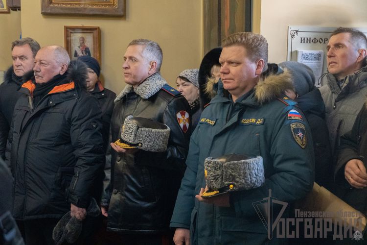Начальник Управления Росгвардии по Пензенской области принял участие в церемонии, посвященной Дню защитника Отечества
