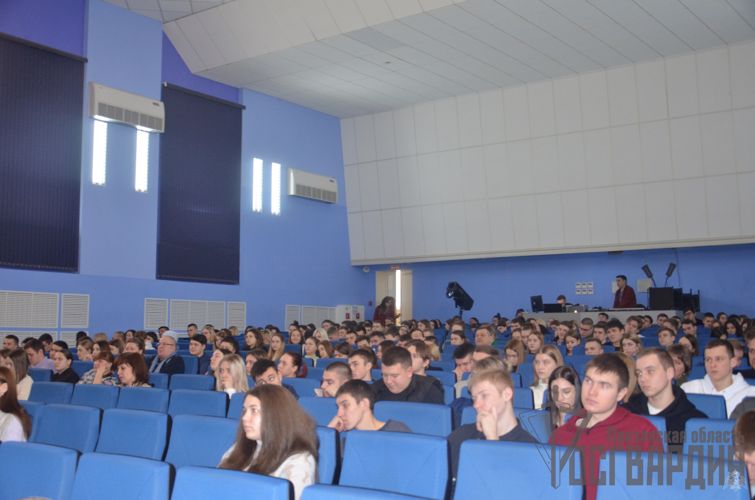 В Пензе представители Росгвардии рассказали студентам о службе в Росгвардии