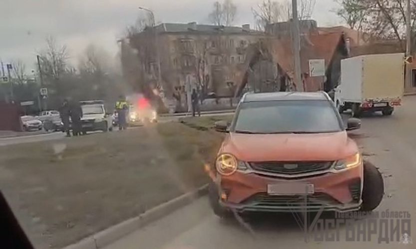 В Пензе сотрудники полиции и Росгвардии задержали пьяного лихача, который управлял автомобилем в состоянии алкогольного опьянения