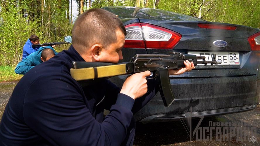 В Пензенской области военнослужащие Росгвардии провели тренировку по обеспечению охраны важного государственного объекта