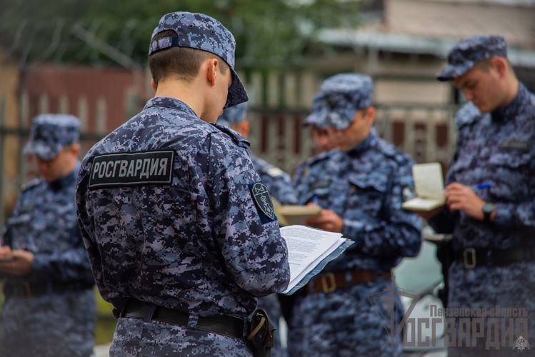 В Пензе сотрудники Росгвардии задержали подозреваемого в краже мобильного телефона