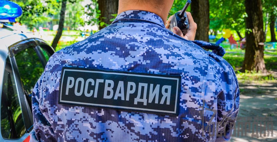 Патруль Росгвардии разыскал пропавших с детской площадки детей в Пензе