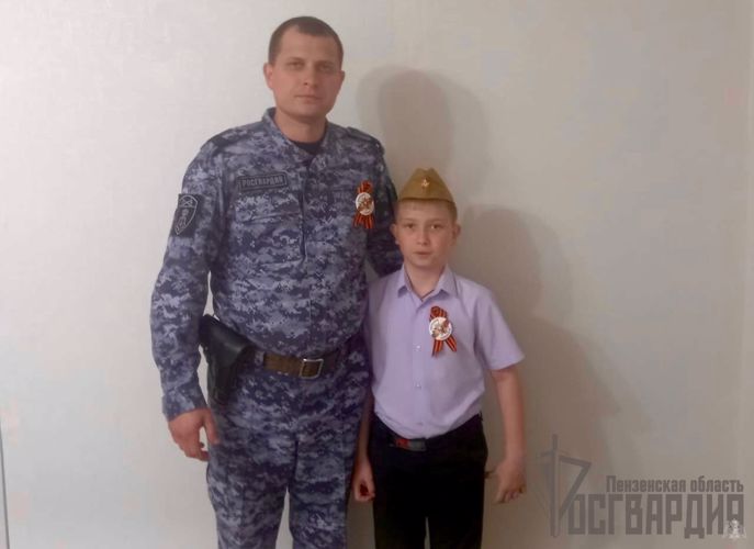 Дети сотрудников подразделения вневедомственной охраны Управления Росгвардии по Пензенской области прочитали патриотические произведения ко Дню Победы (ВИДЕО)