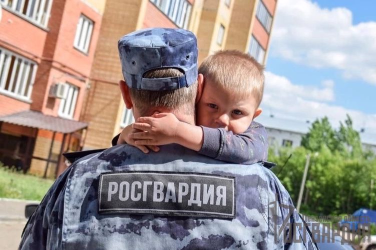  В Пензе прошла акция «Мой папа Защитник»