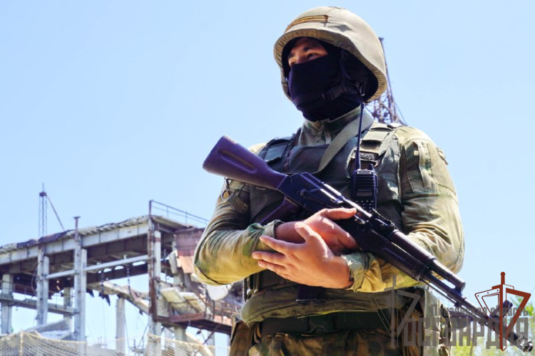 В ДНР РОСГВАРДЕЙЦЫ ОБНАРУЖИЛИ ТАЙНИК ВСУ