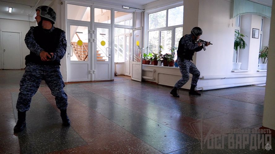 ГТРК "РОССИЯ.ПЕНЗА":  В Пензе бойцы Росгвардии приняли участие во Всероссийских антитеррористических учениях на объекте образования (ВИДЕО)