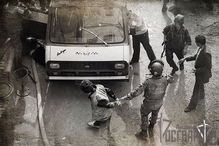 33 года назад войска правопорядка провели уникальную спецоперацию по сопровождению заложников в Сухуми 