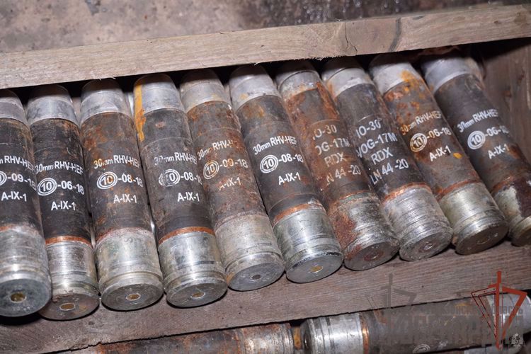 Росгвардейцы обнаружили в ДНР склад боеприпасов американского и европейского производства (видео)