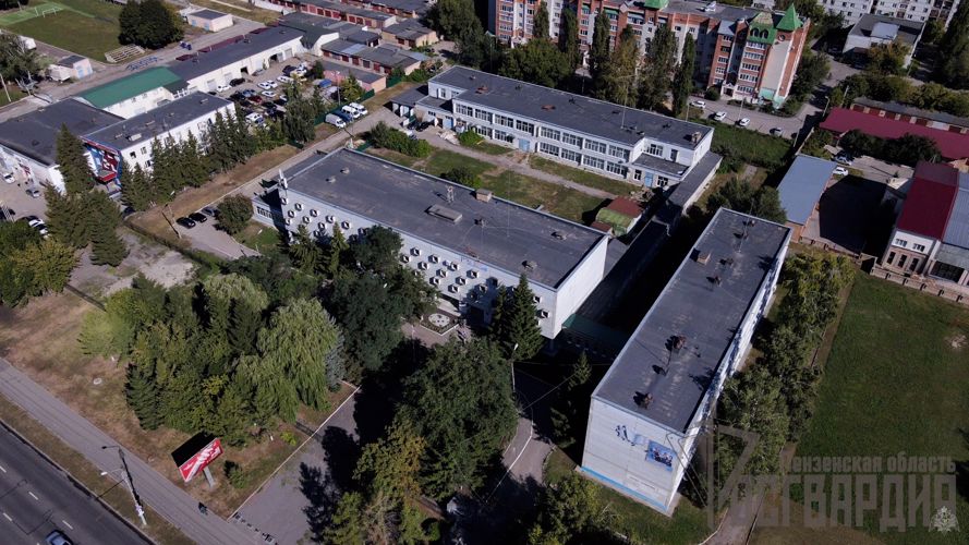  В Пензенской области росгвардейцы проверили безопасность образовательных учреждений