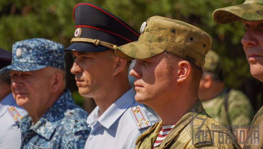 В Пензе представители Росгврадии приняли участие в открытии учебно-тренировочных сборов для бойцов отряда «Тигр»