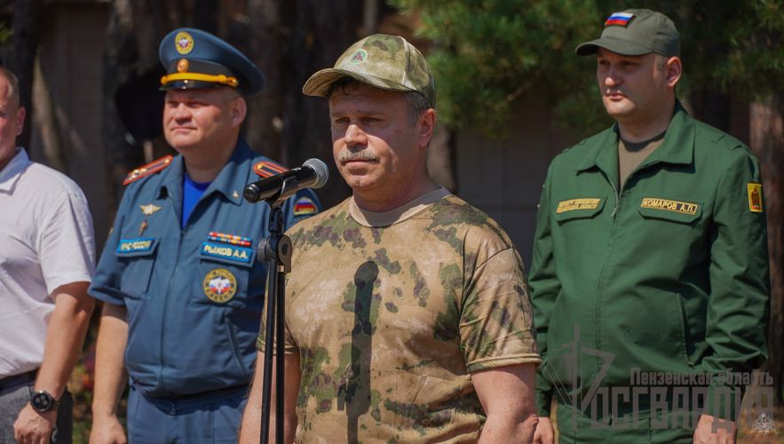 В Пензе представители Росгврадии приняли участие в открытии учебно-тренировочных сборов для бойцов отряда «Тигр»