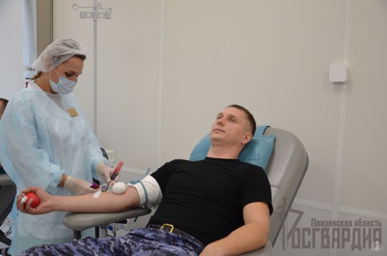 Росгвардейцы в Пензе присоединились к донорской акции «#ДавайВступай!»