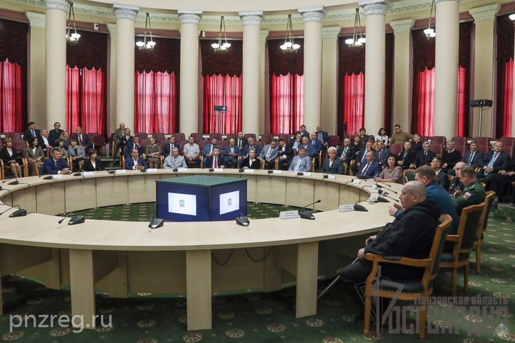 Заместитель начальника Управления Росгвардии по Пензенской области награжден медалью ордена «За заслуги перед Пензенской областью»