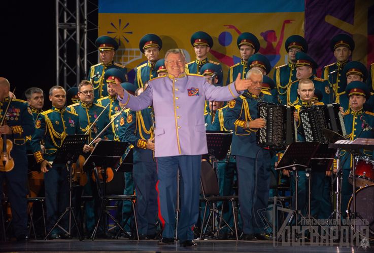Академический ансамбль песни и пляски войск национальной гвардии РФ выступил с концертом в Пензенской области