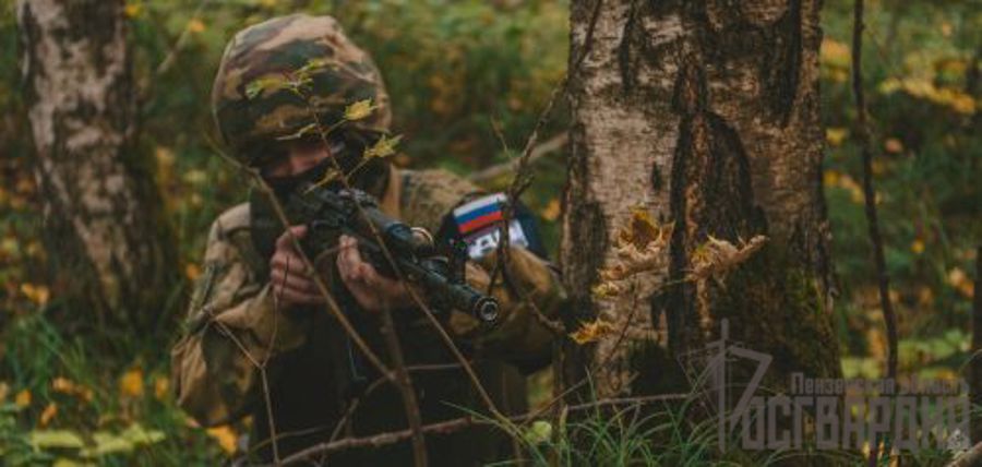 Военнослужащие Росгвардии провели тренировку по обеспечению охраны важного государственного объекта под Пензой