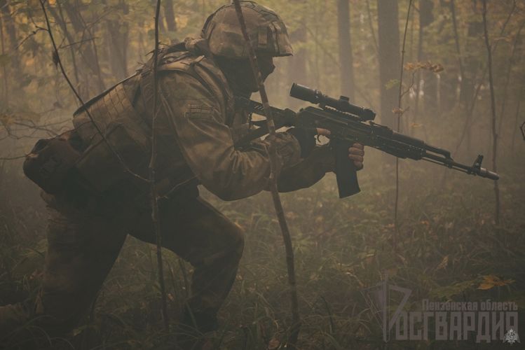 Военнослужащие Росгвардии провели тренировку по обеспечению охраны важного государственного объекта под Пензой