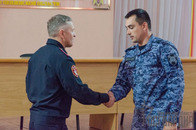 В Пензе наградили отличившихся сотрудников и военнослужащих Росгвардии