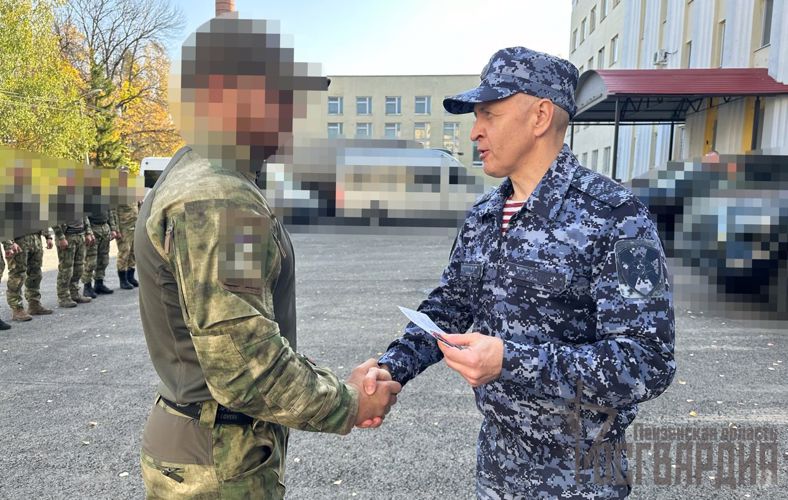 В Пензе отличившимся в ходе СВО росгвардейцам вручили госнаграды 