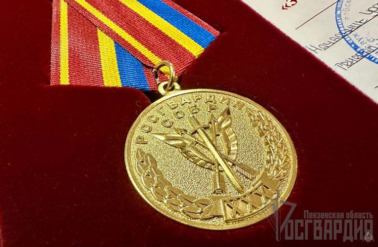 В Пензе поздравили личный состав СОБР «АГАТ» с Днём образования специальных отрядов быстрого реагирования