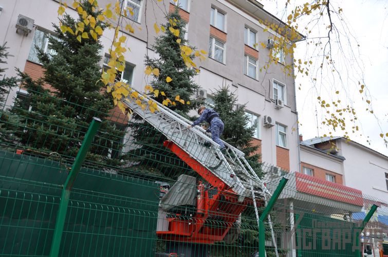 В Пензе сотрудники Росгвардии и ГУ МЧС России по Пензенской области провели совместное пожарно-тактическое учение