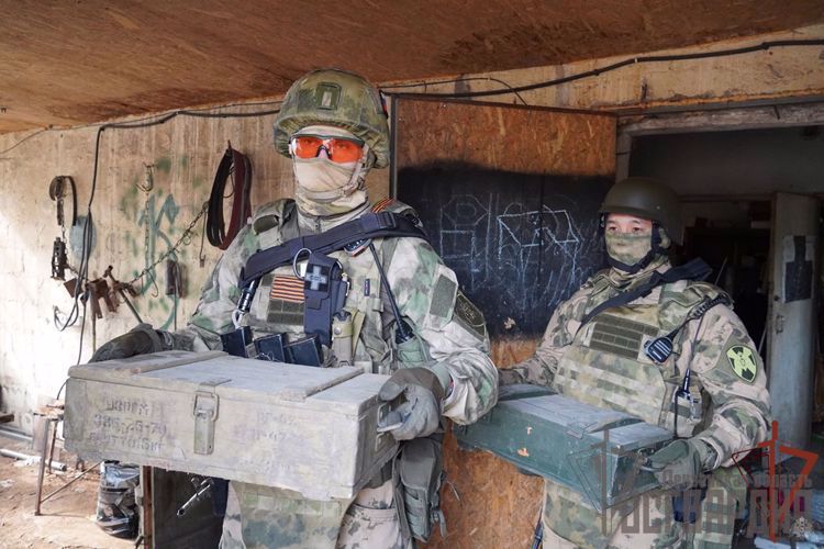 Росгвардейцы обнаружили в ДНР цех нацбатальона «Азов» по производству взрывных устройств (видео)