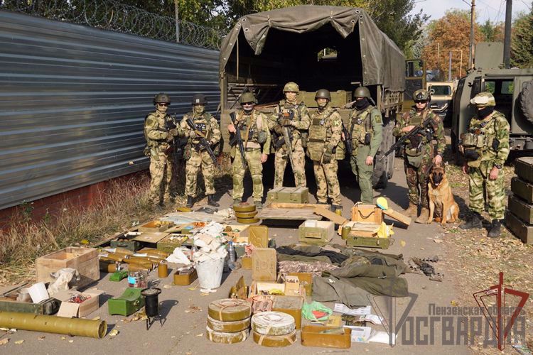 Росгвардейцы обнаружили в ДНР цех нацбатальона «Азов» по производству взрывных устройств (видео)