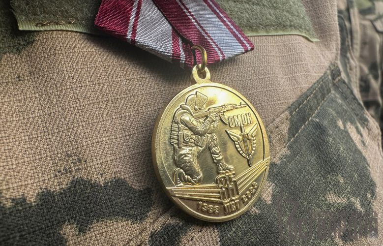 Руководство Управления Росгвардии по Пензенской области поздравило сотрудников ОМОН с профессиональным праздником