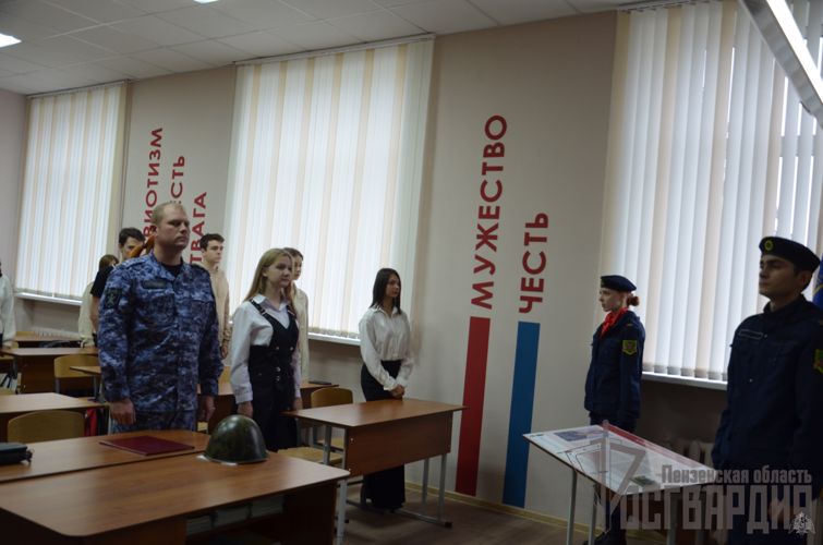 В Пензе открыли Парту Героя в честь погибшего воина правопорядка