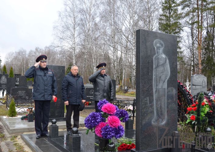 Руководство Управления Росгвардии по Пензенской области почтило память сослуживцев, погибших при исполнении служебного долга