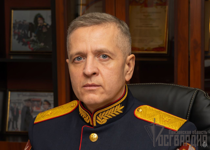 Начальник Управления Росгвардии по Пензенской области поздравил личный состав с наступающим Новым годом