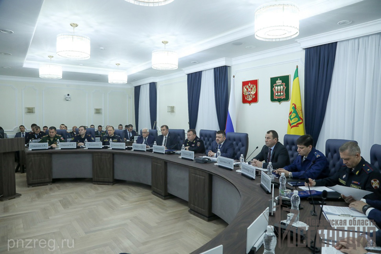 Начальник Управления Росгвардии по Пензенской области принял участие в заседании антитеррористической комиссии и оперативного штаба Пензенской области