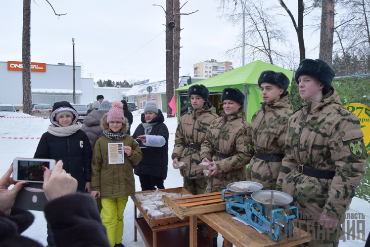  Пензенской области военнослужащие Росгвардии присоединились к Всероссийской акции «Блокадный хлеб»