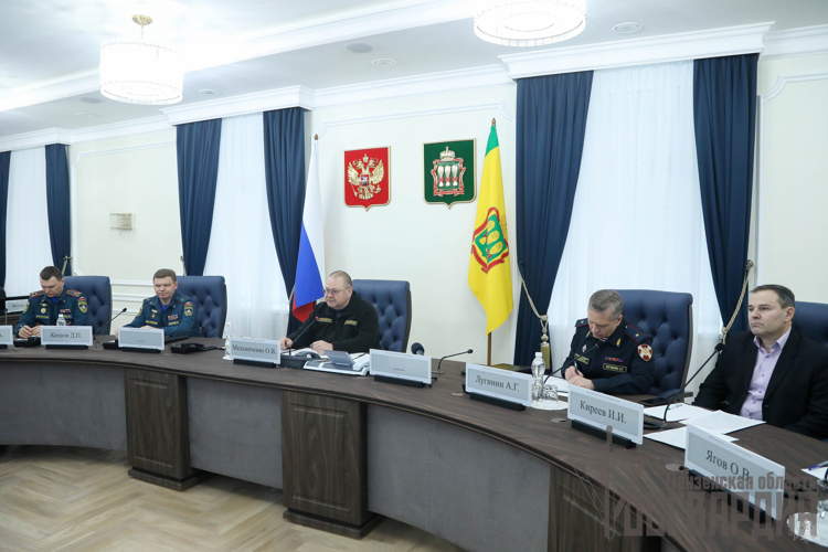 Начальник Управления Росгвардии по Пензенской области принял участие в заседании областной комиссии по чрезвычайным ситуациям и обеспечению пожарной безопасности