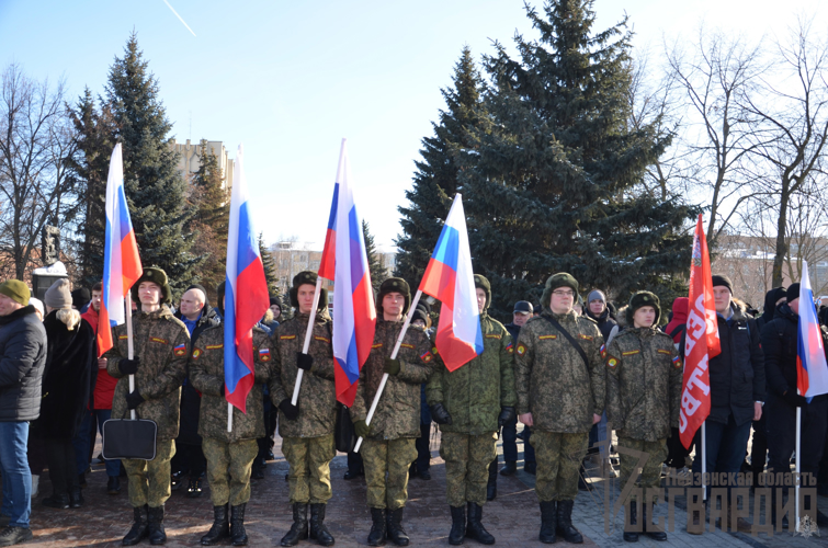 В Пензенской области росгвардейцы почтили память воинов, погибших за пределами Отечества