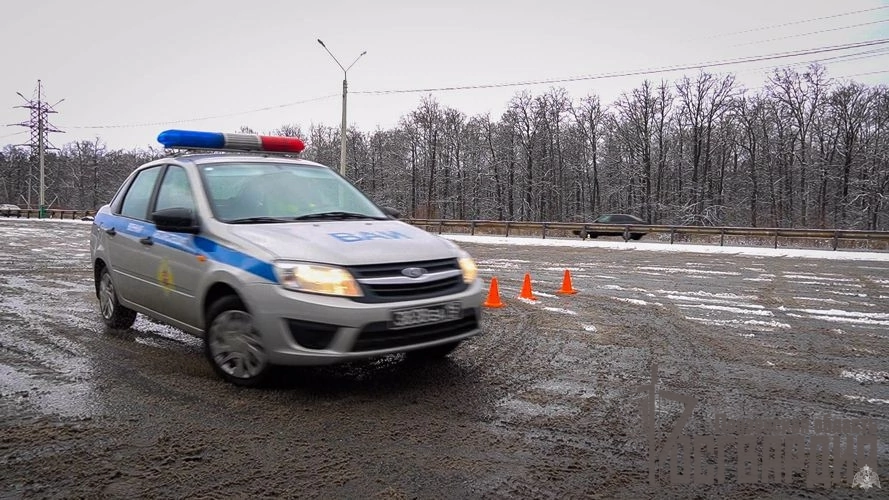 В Пензе сотрудники Росгвардии освоили навыки экстремального вождения 