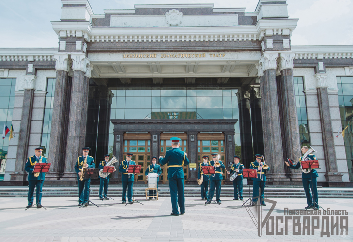 В Пензенской области военные музыканты Росгвардии в преддверии профессионального праздника рассказали о своей службе