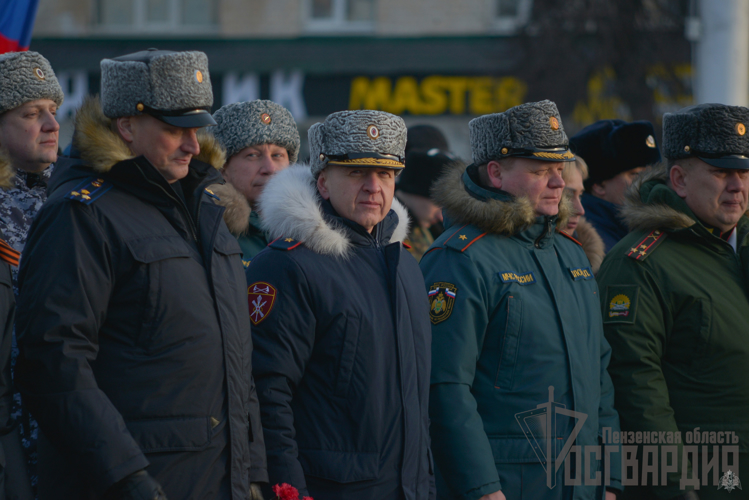 Начальник Управления Росгвардии по Пензенской области принял участие в памятной церемонии, посвященной Дню защитника Отечества