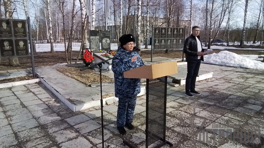 В Пензенской области сотрудникам Росгвардии вручили грамоты и благодарности