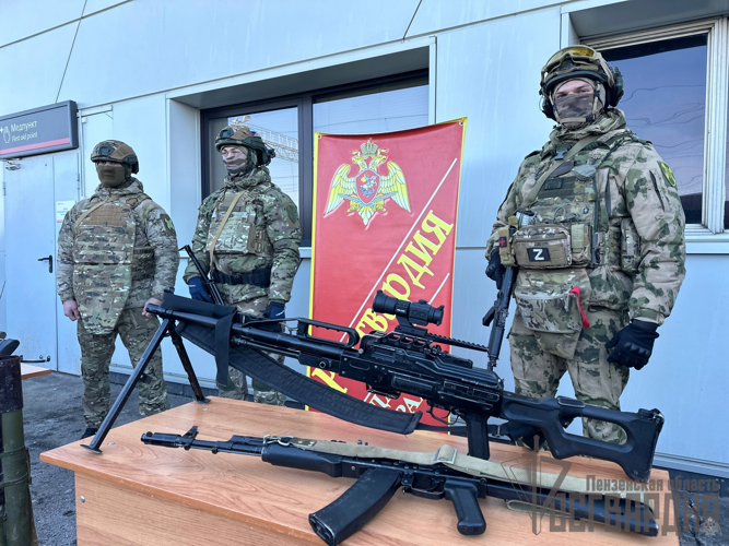 В Пензе росгвардейцы посетили тематический поезд «Сила в правде»
