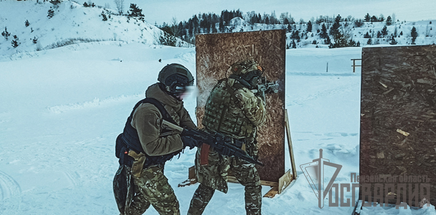 В Пензенской области сотрудники спецподразделения Росгвардии провели тактико-специальные занятия