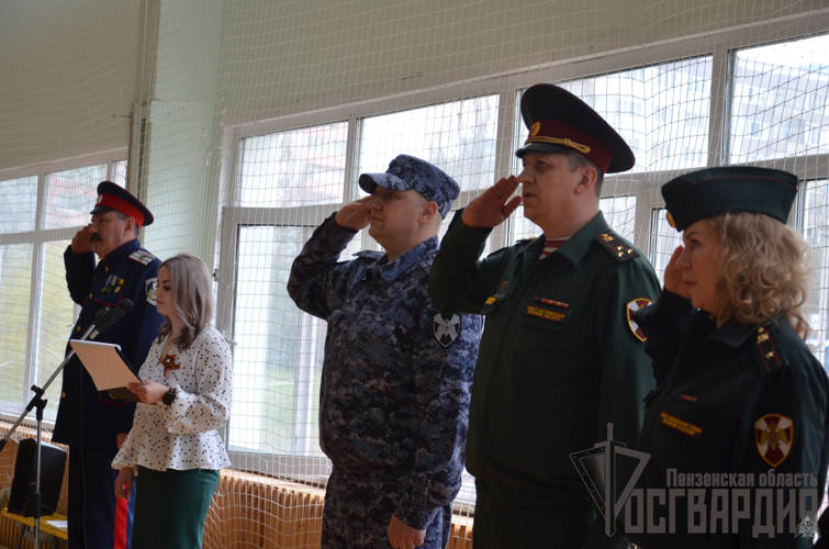 В Пензе представители Росгвардии посетители Губернский казачий кадетский корпус