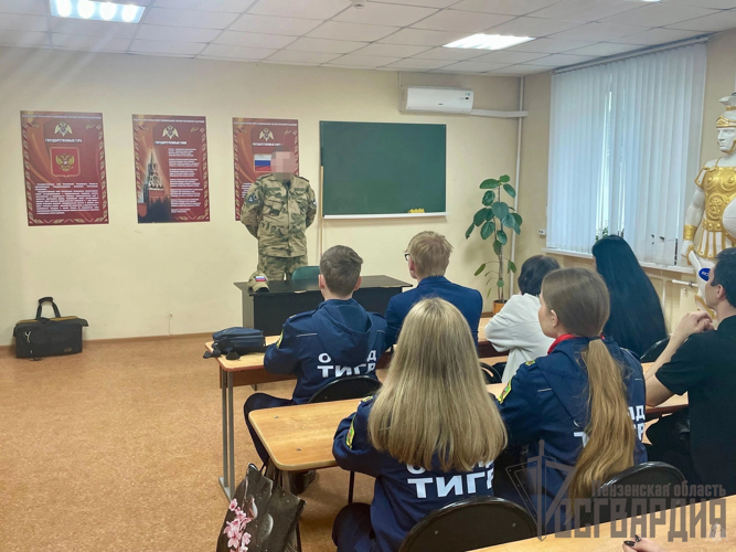 Бойцы отряда «Тигр» прошли комплексное обучение в ОМОН Управления Росгвардии по Пензенской области