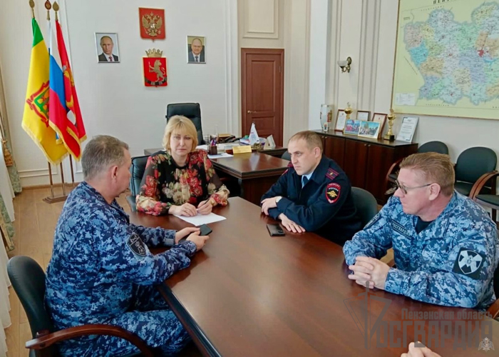 В Пензенской области представители Росгвардии продолжают встречаться с главами муниципальных образований