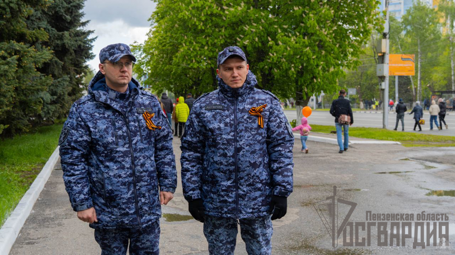 Телесюжет ТРК "Экспресс": В Пензенской области росгвардейцы обеспечили общественную безопасность при праздновании дня Великой Победы (видео)