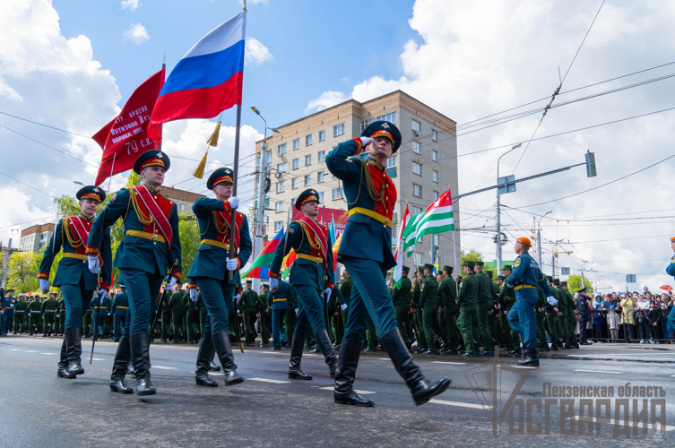 В Пензенской области росгвардейцы приняли участие в торжественной церемонии 9 Мая
